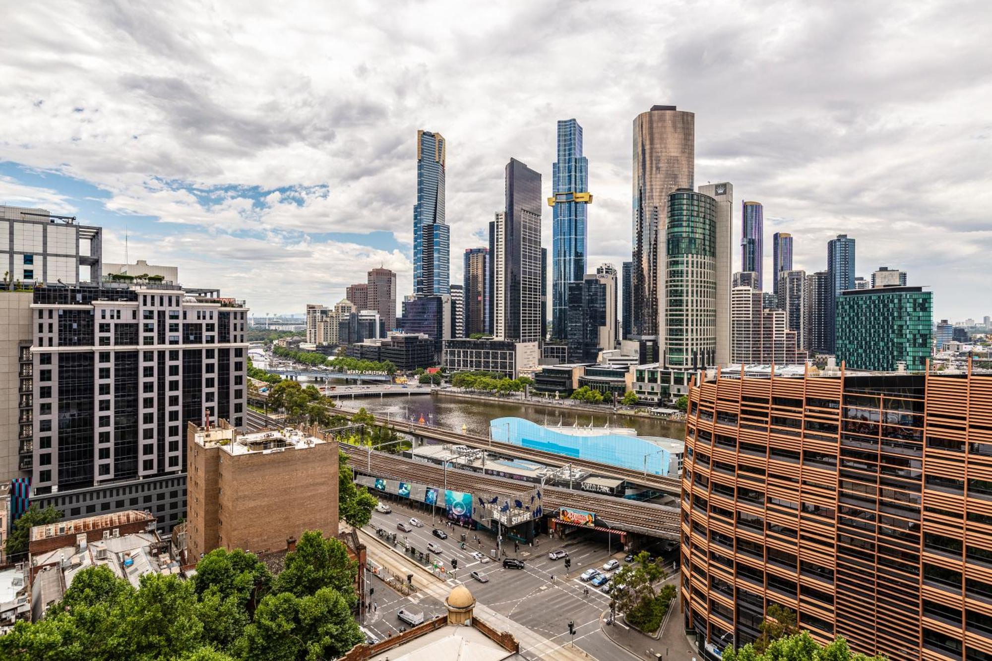 Riverview Suites By Edgetrip Melbourne Bagian luar foto